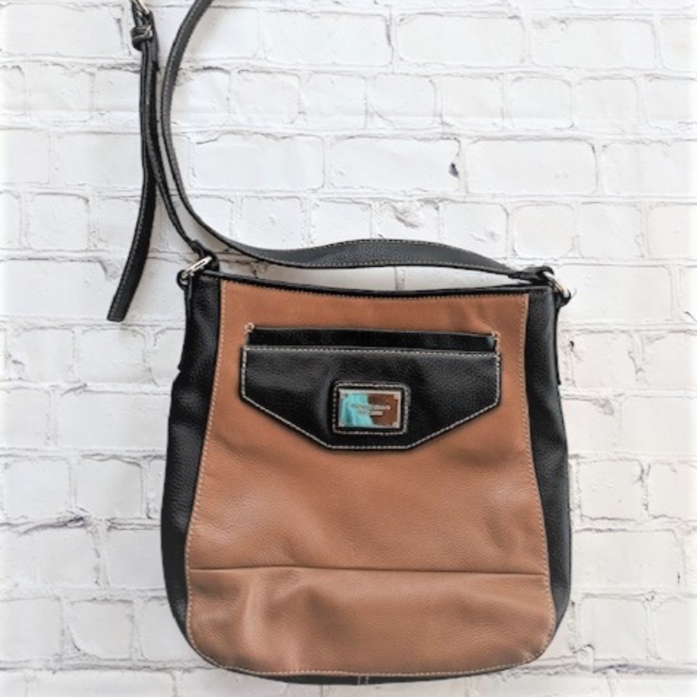 Tignanello 100% Leather Crossbody, EXCELLENT COND.